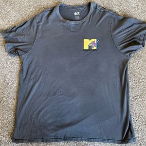 Selling mtv new vintage shirt